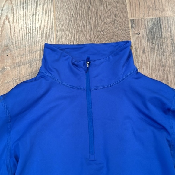 Gap Fit Woman’s Blue Athletic Quarter Zip Size Extra Small - Picture 3 of 8